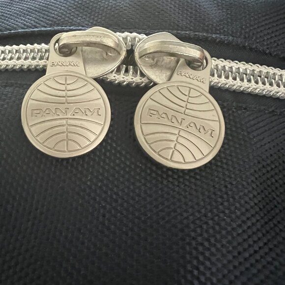 Pan Am Navy Blue Multipurpose Duffel/Gym/Carry-On/Overnight Bag - Picture 10 of 16